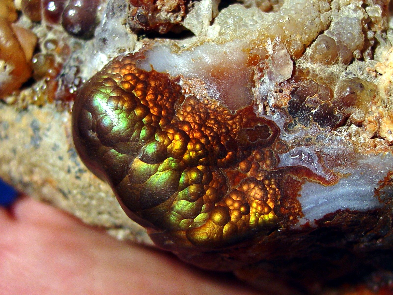 Photo Arizona Fire Agate gemstone mineral specimen was recently purchased out of the Gietz Fire Agate Collection in Safford, Arizona. Mr. Gietz, a now retired gem dealer who was raised in Safford, was in the Arizona gemstone business for many years.